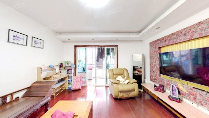 东方高尔夫花园A区二手房实景图