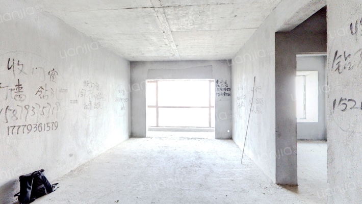 青龙湖·国际公馆二手房实景图