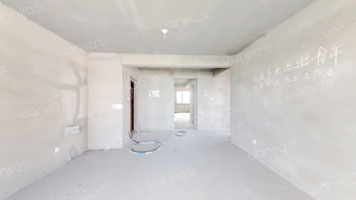 高尔夫滨海华庭二手房实景图