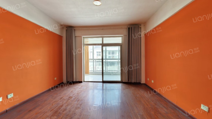 龙潭一号院二手房实景图