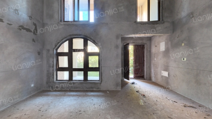 恒大云湖上郡观山悦6.1期二手房实景图