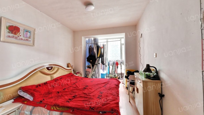 万金雅苑二手房实景图