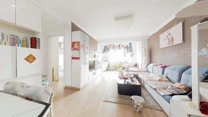 建邦听海一期二手房实景图