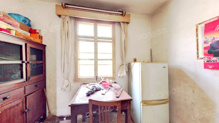 青山一村1-22号二手房实景图