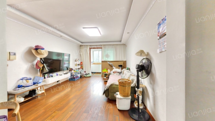 恒辉翡翠花园二手房实景图