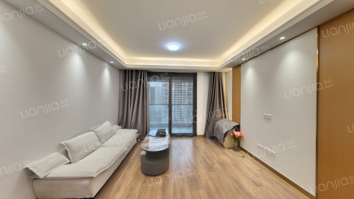 高尔夫鑫苑二手房实景图