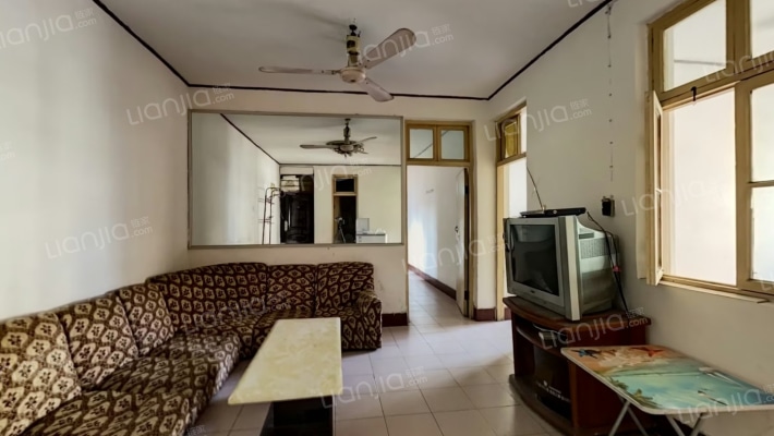 建行家属院二手房实景图