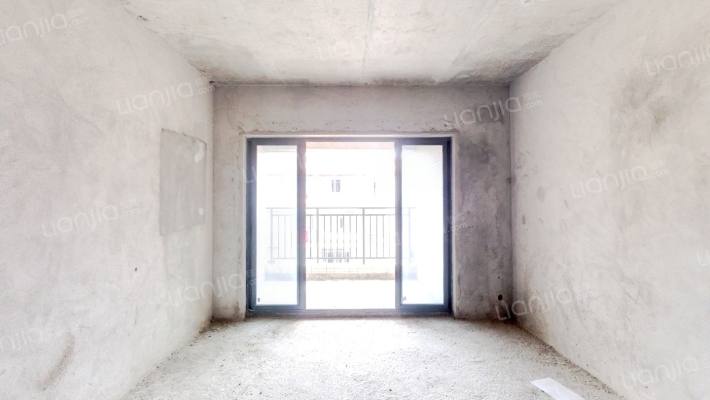 恒和华府二手房实景图