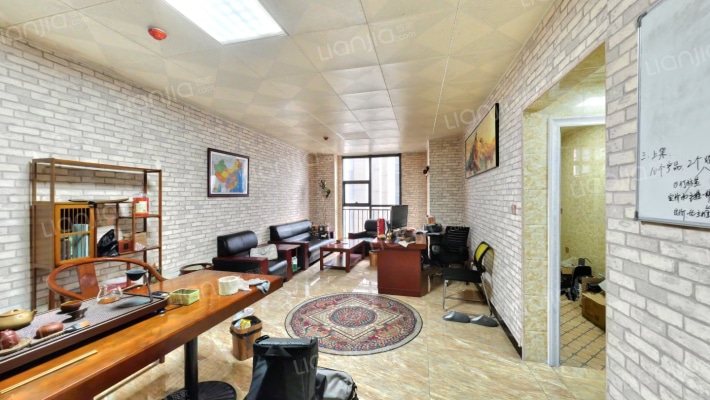 万坤图财富广场二手房实景图