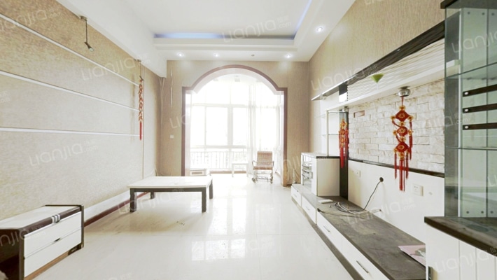 中天滨河名邸二手房实景图