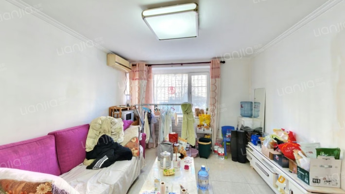 南庭新苑南区二手房实景图