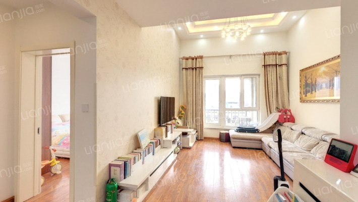 金地檀府二手房实景图