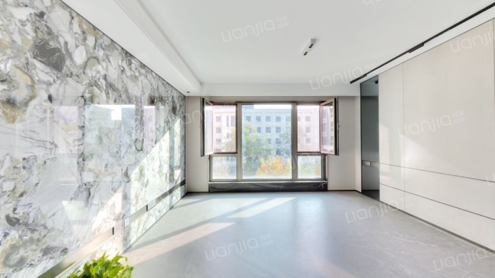 中海都阙台二手房实景图