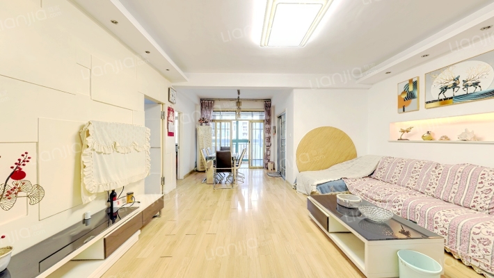 东方名居二手房实景图