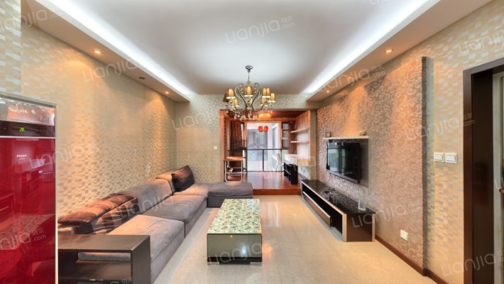 恩威玲珑南域二手房实景图