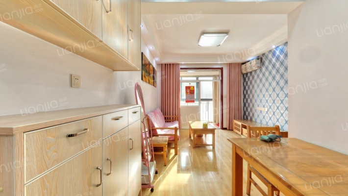 日月佳苑二手房实景图