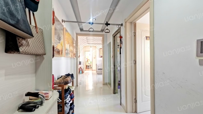 凤凰城二手房实景图