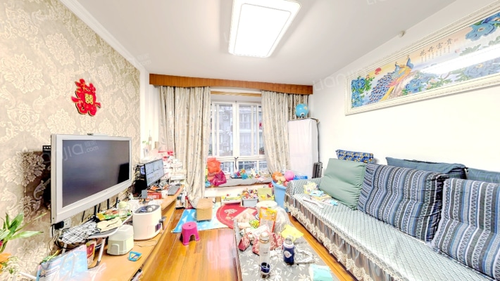 东方城香梅家园南区二手房实景图