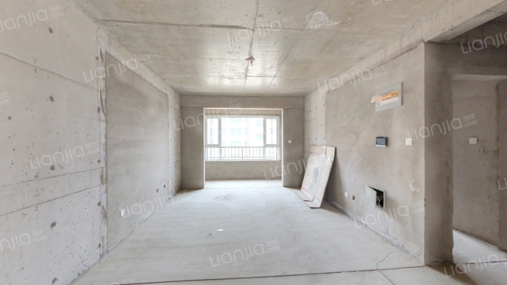 恒裕湖畔二手房实景图