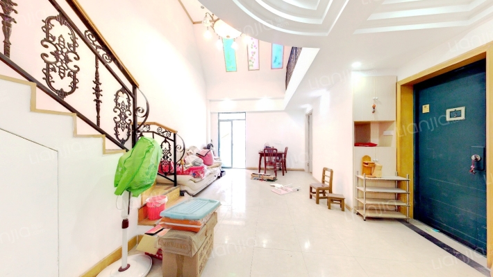 名仕阁二手房实景图