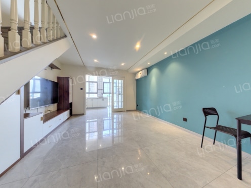 整租·花样年龙年国际中心 2室1厅 跃层 东南/南/西南