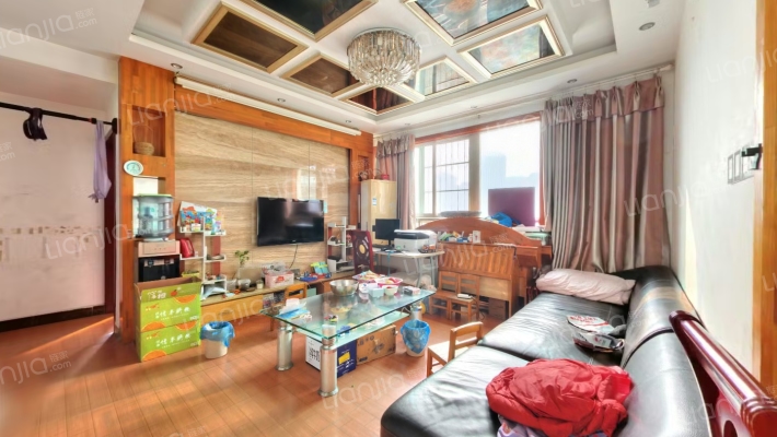 东晶丽苑二手房实景图