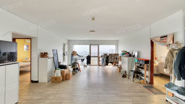 现代城二手房实景图