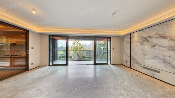 绿城宇诚丽澜轩二手房实景图