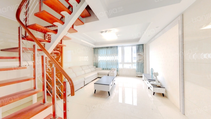 双龙花园东区二手房实景图