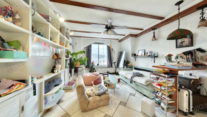 旗舰凯旋一期二手房实景图