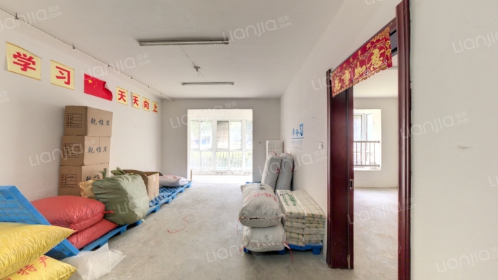 板闸家苑二手房实景图