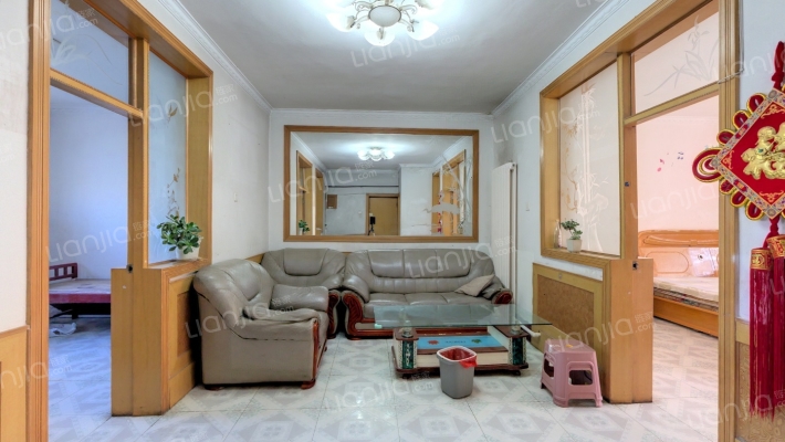 磷肥厂小区二手房实景图