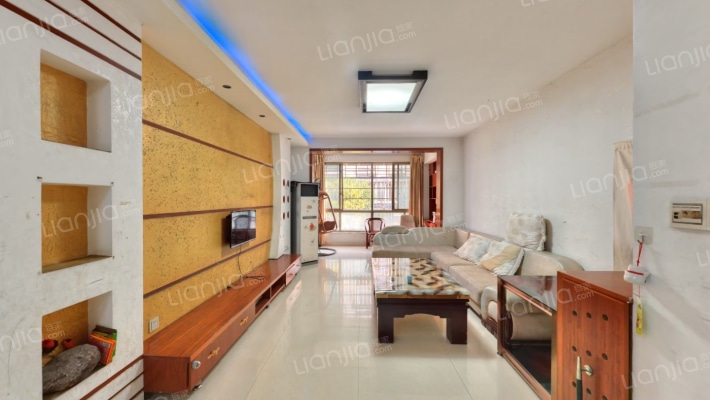 少管所宿舍二手房实景图