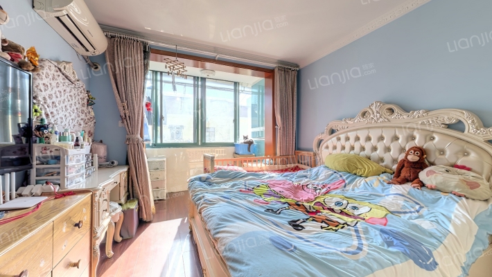 国权路333弄二手房实景图