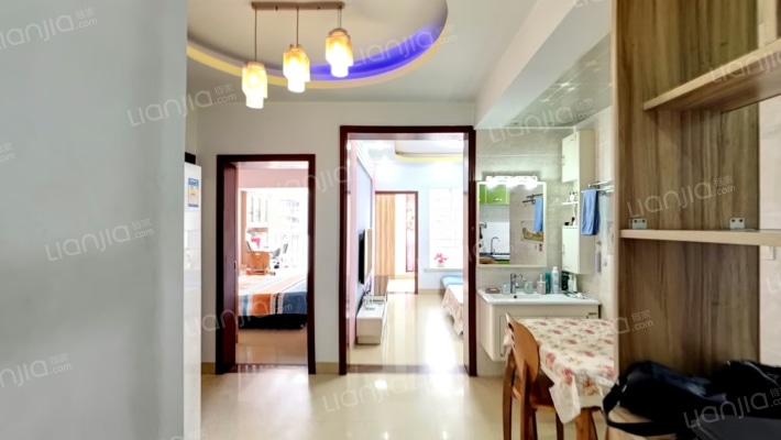 金海泊林郡二手房实景图