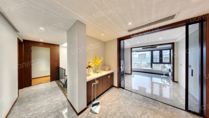 金宸国际花园二手房实景图