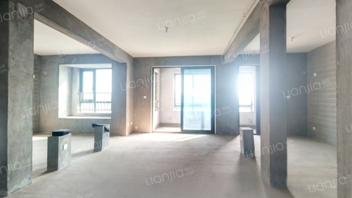 万泰·龙乾府二手房实景图