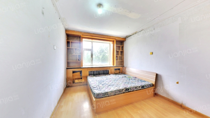 城西乡政府宿舍二手房实景图