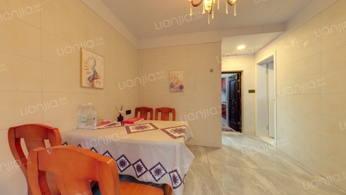 月牙池二手房实景图