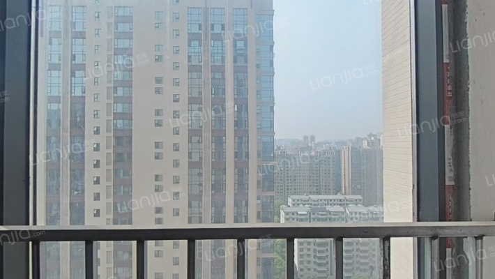 俊景万和城二手房实景图