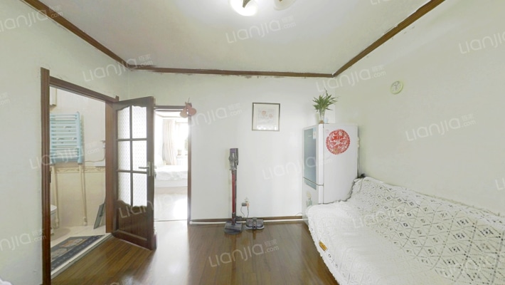 中医药大学家属楼二手房实景图