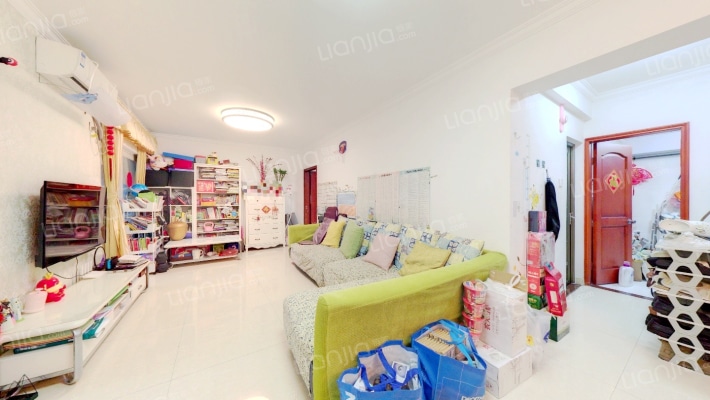 深港豪苑二手房实景图