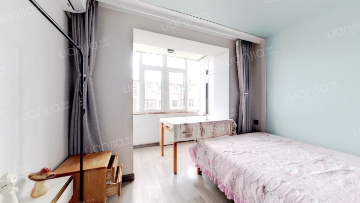 南山里二手房实景图