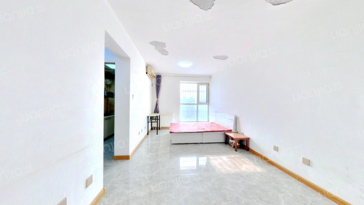 学院一号二手房实景图