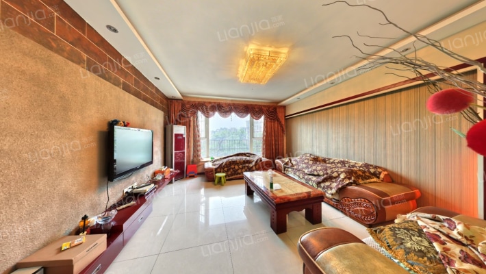 东方怡景二手房实景图