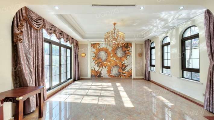 阿卡迪亚三区二手房实景图