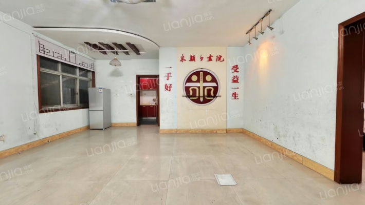天海综合楼二手房实景图