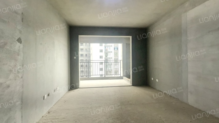 常绿国宾府二手房实景图