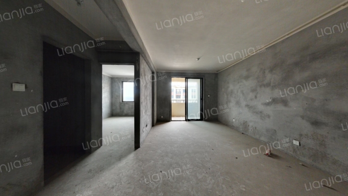 月半湾小区二手房实景图