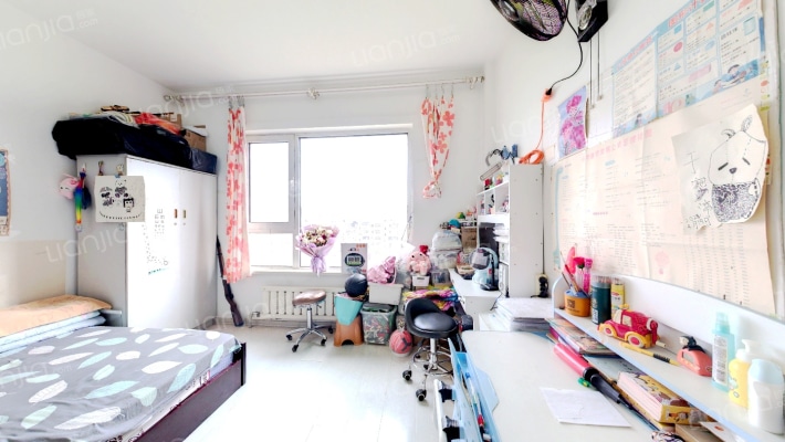 朗香小镇二手房实景图